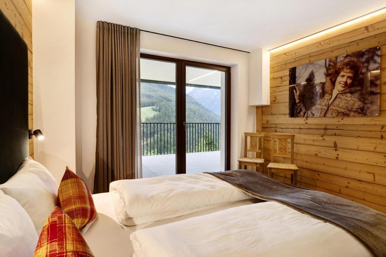 Archehof Hochzirm Lodge Anna カンポ・トゥーレス エクステリア 写真